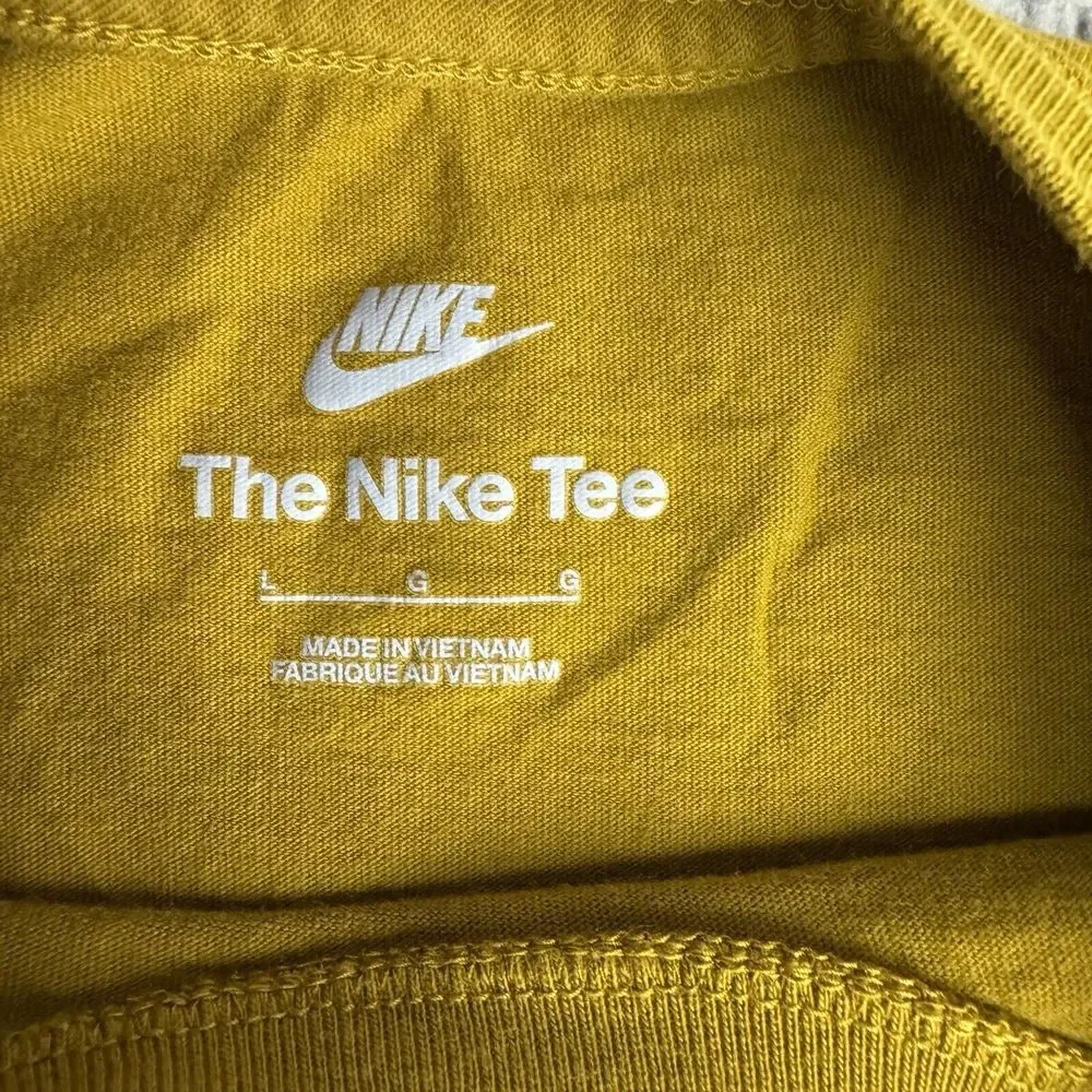 Nike Sportswear Short Sleeve Graphic T-Shirt‎ Men's Large Nike Air Bird